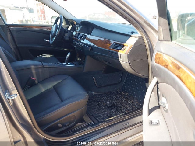Продажа на аукционе авто 2010 Bmw 528 Xi, vin: WBANV1C52AC156574, номер лота: 30100154