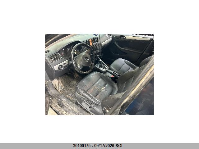 2011 Volkswagen Jetta Tdi მანქანა იყიდება აუქციონზე, vin: 3VWLL7AJ9BM104889, აუქციონის ნომერი: 30100175