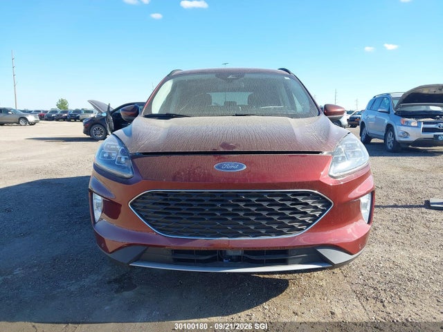 30100180 :رقم المزاد ، 1FMCU9DZ9MUA41168 vin ، 2021 Ford Escape Titanium مزاد بيع