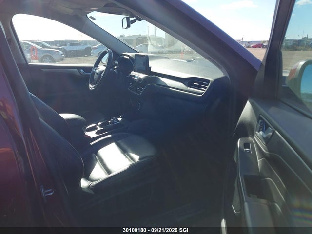 30100180 :رقم المزاد ، 1FMCU9DZ9MUA41168 vin ، 2021 Ford Escape Titanium مزاد بيع