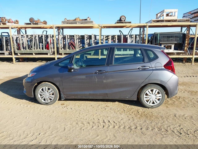 Продажа на аукционе авто 2015 Honda Fit Lx, vin: 3HGGK5H50FM104470, номер лота: 30100187