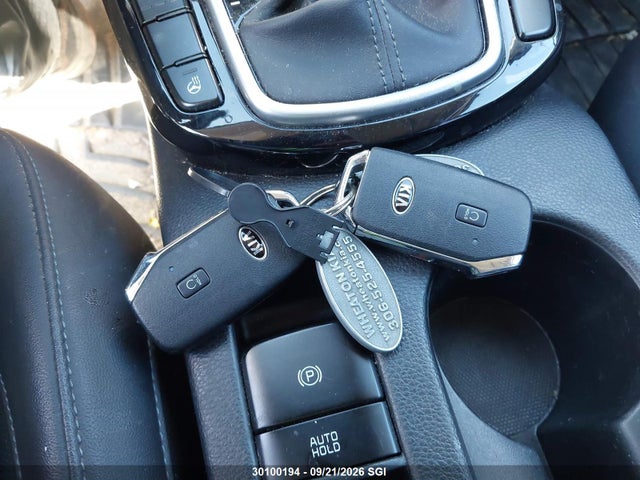 30100194 :رقم المزاد ، KNDERCAA7M7181082 vin ، 2021 Kia Seltos Ex مزاد بيع