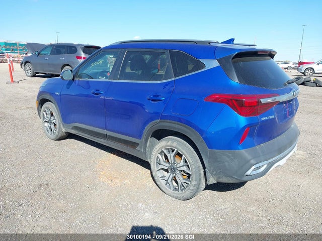 30100194 :رقم المزاد ، KNDERCAA7M7181082 vin ، 2021 Kia Seltos Ex مزاد بيع