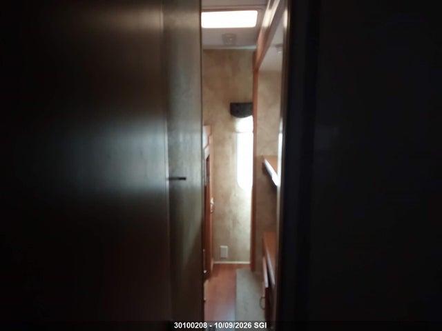 Продажа на аукционе авто 2009 Dutchman Trailer 312bhx, vin: 47CTF25299P623027, номер лота: 30100208
