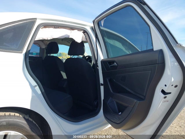Продаж на аукціоні авто 2019 Volkswagen Jetta S/se/r-line, vin: 3VWC57BU6KM120325, номер лоту: 30100233