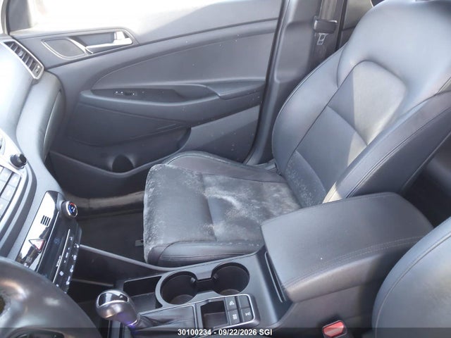 Aukcja sprzedaży 2017 Hyundai Tucson Se, vin: KM8J3CA28HU426516, numer aukcji: 30100234