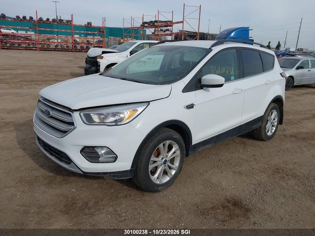 1FMCU0GD8JUC80735 Ford ESCAPE SE