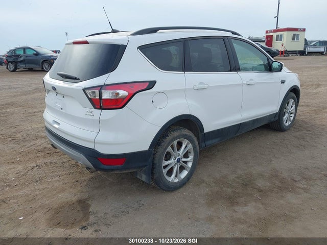 1FMCU0GD8JUC80735 Ford ESCAPE SE