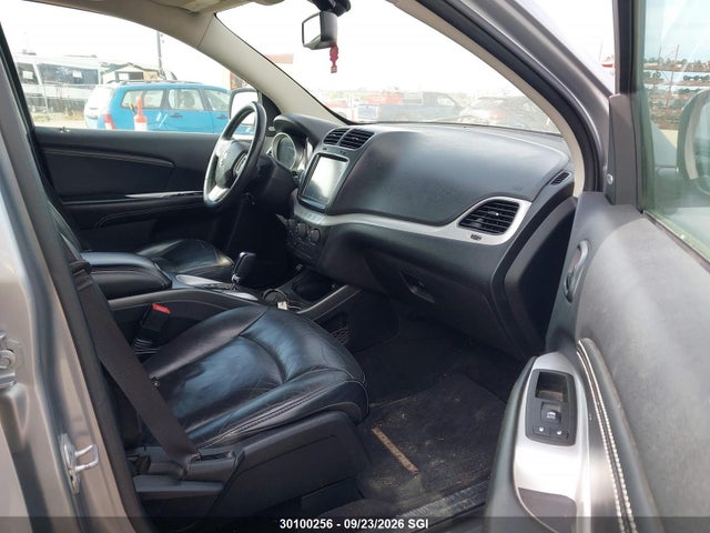30100256 :رقم المزاد ، 3C4PDDFG0FT544251 vin ، 2015 Dodge Journey R/t مزاد بيع