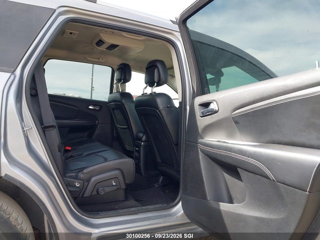 30100256 :رقم المزاد ، 3C4PDDFG0FT544251 vin ، 2015 Dodge Journey R/t مزاد بيع