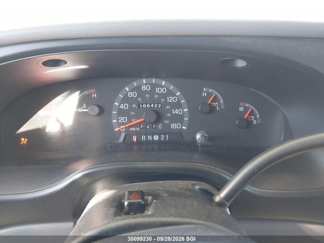 Продажа на аукционе авто 2000 Ford Econoline E350 Super Duty Ctway Van, vin: 1FDWE35SXYHB12241, номер лота: 30099230