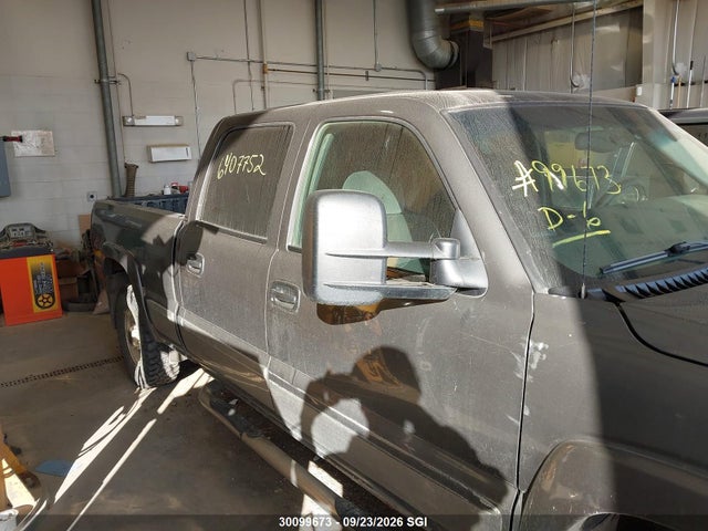 2002 Gmc Sierra K1500 Heavy Duty მანქანა იყიდება აუქციონზე, vin: 1GTGK13U52F214186, აუქციონის ნომერი: 30099673
