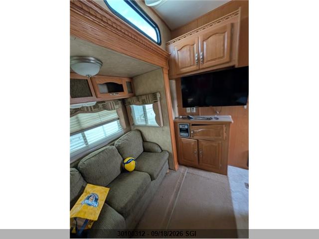30100312 :رقم المزاد ، 4X4FCAG227G092268 vin ، 2007 Forest River Inc. Cardinal مزاد بيع