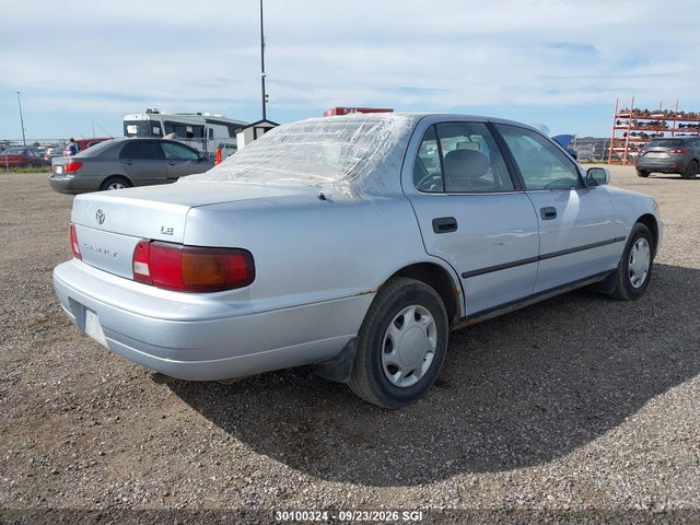 Продажа на аукционе авто 1995 Toyota Camry Dx, vin: 4T1SK11E5SU499551, номер лота: 30100324