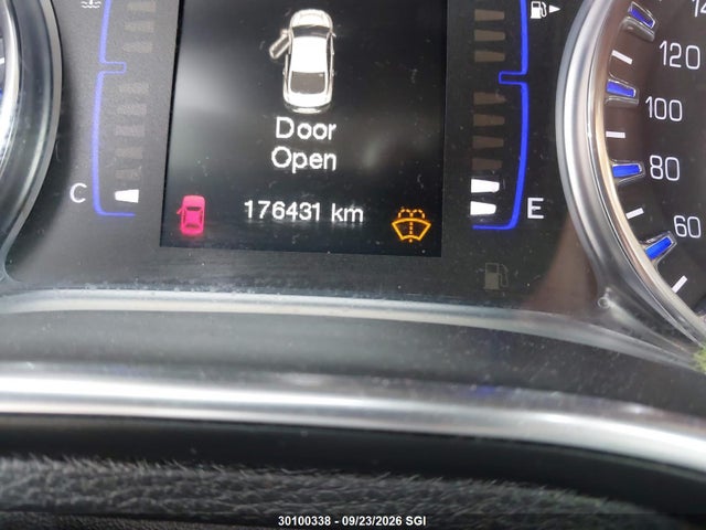 Aukcja sprzedaży 2015 Chrysler 200 Lx, vin: 1C3CCCFB3FN717703, numer aukcji: 30100338