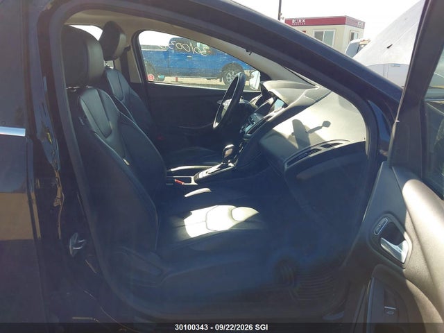 30100343 :رقم المزاد ، 1FADP3J21GL317220 vin ، 2016 Ford Focus Titanium مزاد بيع