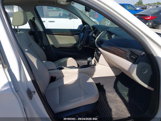 2013 Bmw X1 Xdrive35i მანქანა იყიდება აუქციონზე, vin: WBAVM5C56DVV89253, აუქციონის ნომერი: 30100303