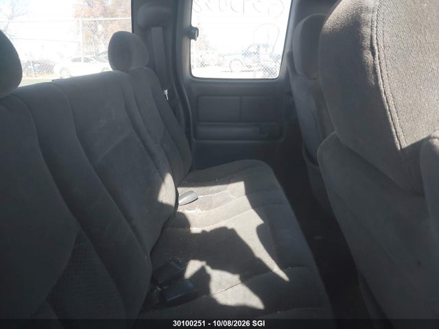 Продаж на аукціоні авто 2003 Chevrolet Silverado K1500, vin: 2GCEK19VX31369168, номер лоту: 30100251