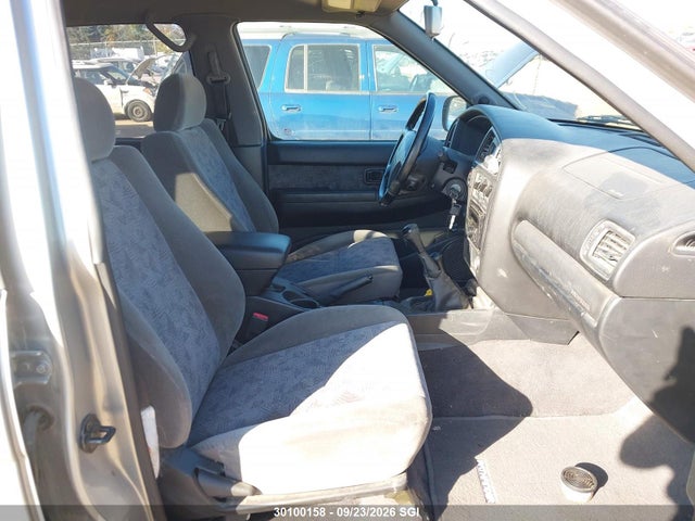 Продажа на аукционе авто 2001 Nissan Pathfinder Le/se/xe, vin: JN8DR07YX1W506456, номер лота: 30100158