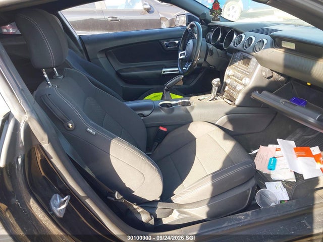 Продажа на аукционе авто 2016 Ford Mustang, vin: 1FA6P8AM0G5313915, номер лота: 30100300