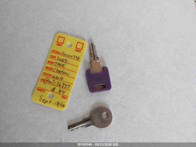 30100348 :رقم المزاد ، 2GLBC62J238019934 vin ، 2003 Thor Trailer 25h مزاد بيع