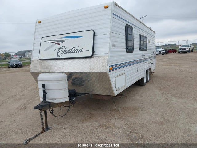 30100348 :رقم المزاد ، 2GLBC62J238019934 vin ، 2003 Thor Trailer 25h مزاد بيع