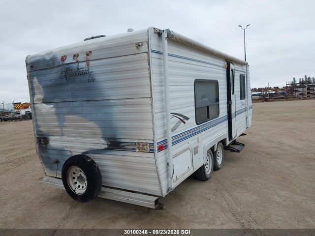 30100348 :رقم المزاد ، 2GLBC62J238019934 vin ، 2003 Thor Trailer 25h مزاد بيع