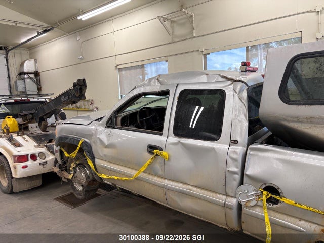 2002 Gmc New Sierra K1500 მანქანა იყიდება აუქციონზე, vin: 1GTEK19T42Z266753, აუქციონის ნომერი: 30100388