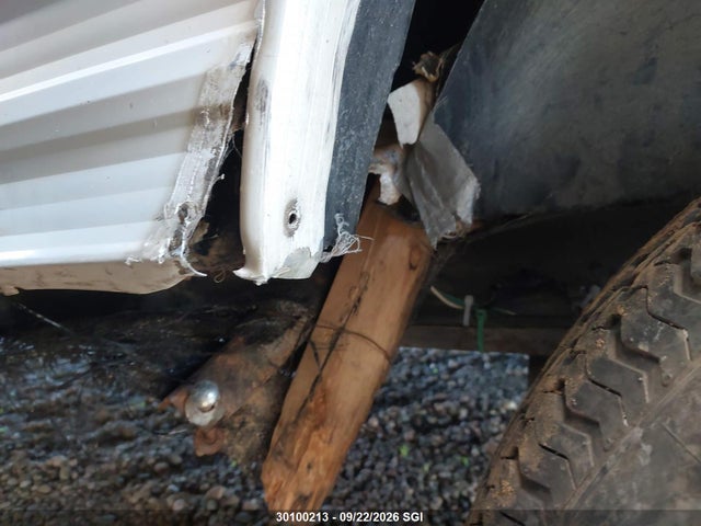 Продажа на аукционе авто 1998 Mallard Trailer Trailer, vin: 2EF1S2920W6569149, номер лота: 30100213