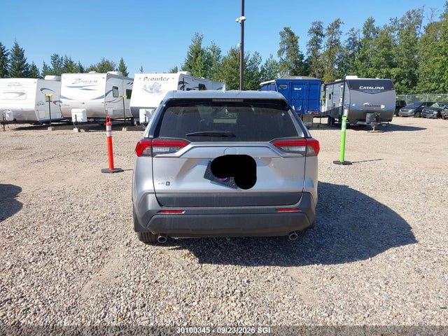 2T3B1RFV4SC521574 Toyota RAV4 LE
