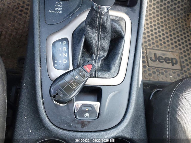 Продаж на аукціоні авто 2014 Jeep Cherokee Sport, vin: 1C4PJMAB1EW144633, номер лоту: 30100422