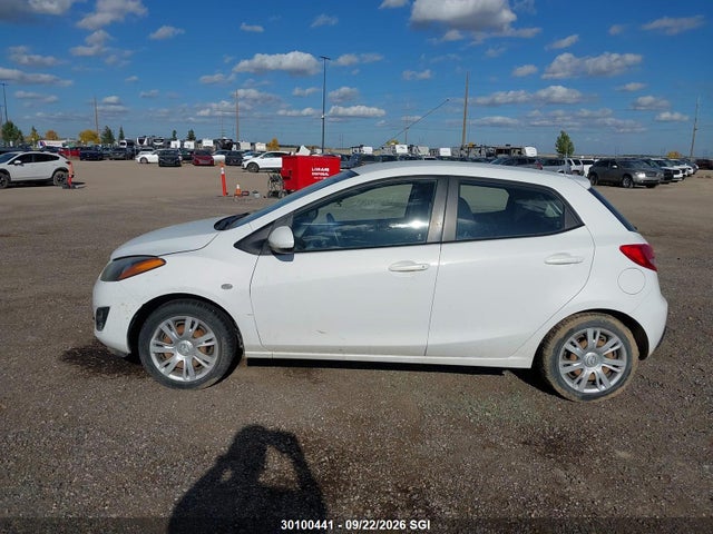 30100441 :رقم المزاد ، JM1DE1KYXD0169458 vin ، 2013 Mazda Mazda2 مزاد بيع