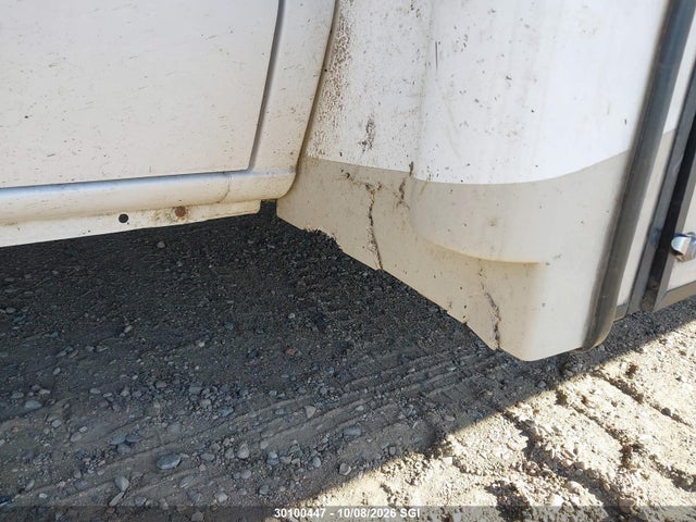 Ford Econoline E450 Super Duty Cutwy Van 2014 1FDXE4FS9EDA78238 Image 24