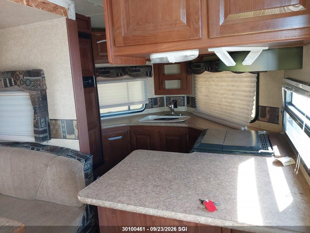 Продажа на аукционе авто 2011 Forest River Inc. Windjammer 3008w, vin: 4X4TRLF25B1838044, номер лота: 30100461