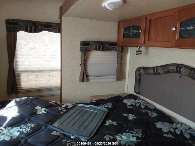 Продажа на аукционе авто 2011 Forest River Inc. Windjammer 3008w, vin: 4X4TRLF25B1838044, номер лота: 30100461