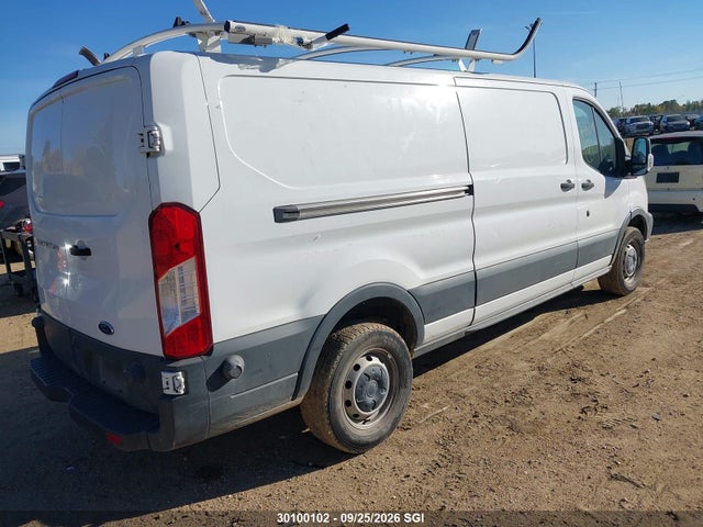 Ford Transit T-250 2015 1FTNR2YM9FKA80376 Image 4