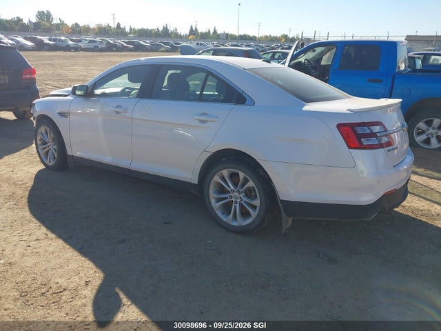 30098696 :رقم المزاد ، 1FAHP2H88DG119924 vin ، 2013 Ford Taurus Sel مزاد بيع