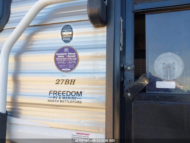 Shasta Revere 2015 5ZT2SHSB1FE005461 Image 7