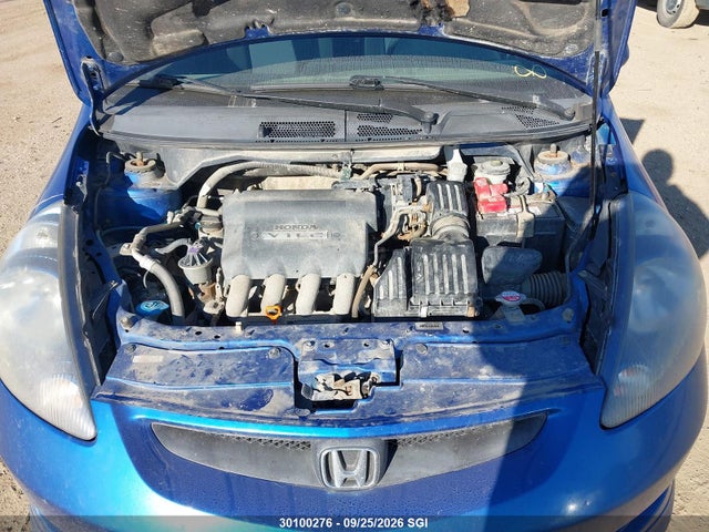 2007 Honda Fit S მანქანა იყიდება აუქციონზე, vin: JHMGD376X7S817438, აუქციონის ნომერი: 30100276