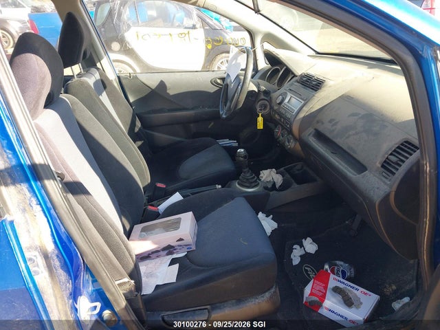 2007 Honda Fit S მანქანა იყიდება აუქციონზე, vin: JHMGD376X7S817438, აუქციონის ნომერი: 30100276