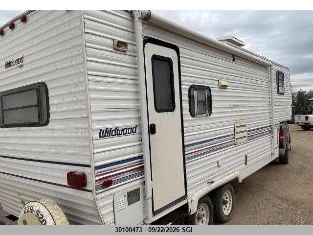 1998 Forest River Inc. Trailer Wildwood Travel მანქანა იყიდება აუქციონზე, vin: 4X4FWDA21WA032209, აუქციონის ნომერი: 30100473