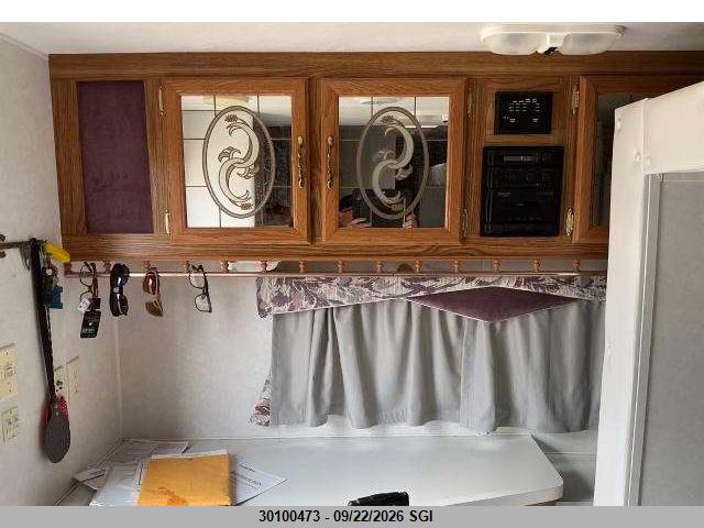 1998 Forest River Inc. Trailer Wildwood Travel მანქანა იყიდება აუქციონზე, vin: 4X4FWDA21WA032209, აუქციონის ნომერი: 30100473