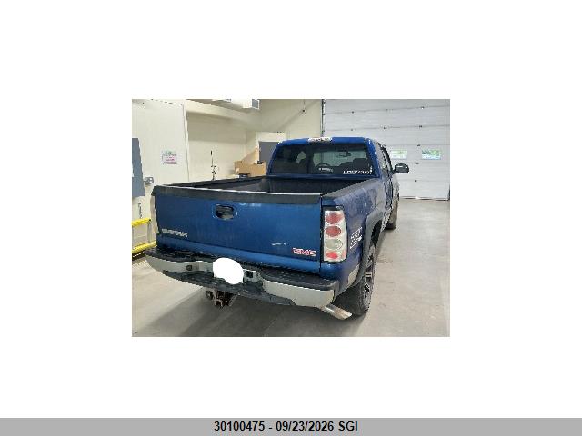 2004 Gmc New Sierra K1500 მანქანა იყიდება აუქციონზე, vin: 2GTEK19T741340047, აუქციონის ნომერი: 30100475