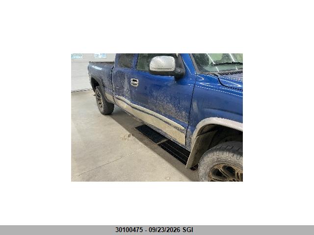 2004 Gmc New Sierra K1500 მანქანა იყიდება აუქციონზე, vin: 2GTEK19T741340047, აუქციონის ნომერი: 30100475