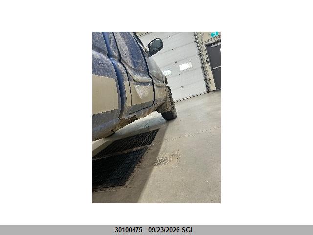 2004 Gmc New Sierra K1500 მანქანა იყიდება აუქციონზე, vin: 2GTEK19T741340047, აუქციონის ნომერი: 30100475