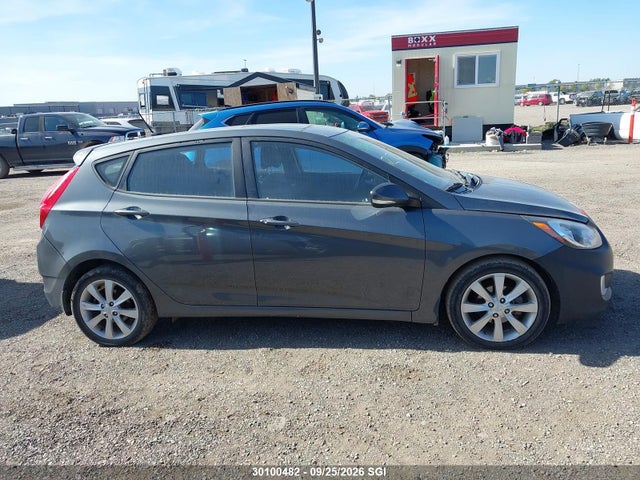 30100482 :رقم المزاد ، KMHCU5AE0DU101512 vin ، 2013 Hyundai Accent Gls/se مزاد بيع