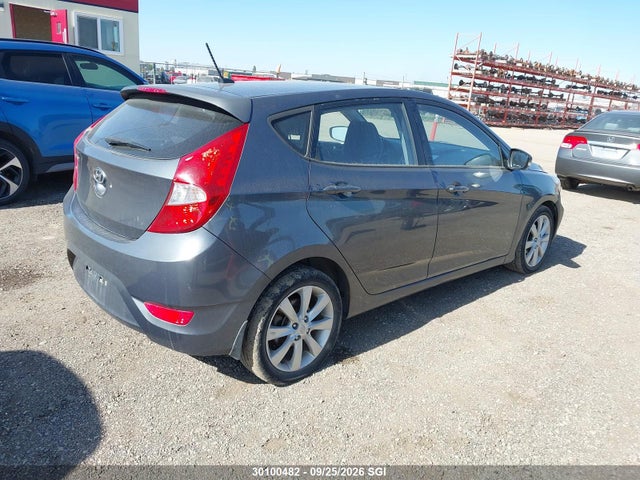 30100482 :رقم المزاد ، KMHCU5AE0DU101512 vin ، 2013 Hyundai Accent Gls/se مزاد بيع