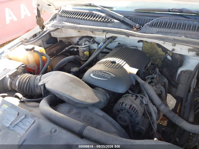 30099616 :رقم المزاد ، 1GTHK33UX6F195902 vin ، 2006 Gmc New Sierra K3500 مزاد بيع