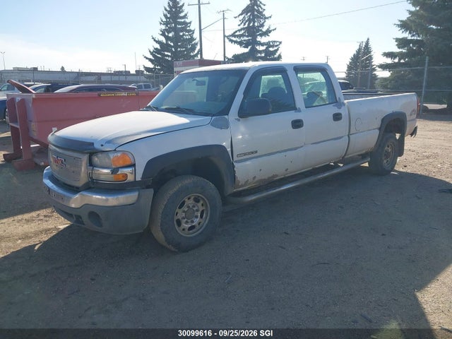 30099616 :رقم المزاد ، 1GTHK33UX6F195902 vin ، 2006 Gmc New Sierra K3500 مزاد بيع