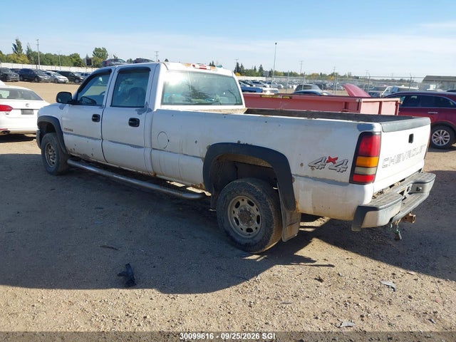 30099616 :رقم المزاد ، 1GTHK33UX6F195902 vin ، 2006 Gmc New Sierra K3500 مزاد بيع